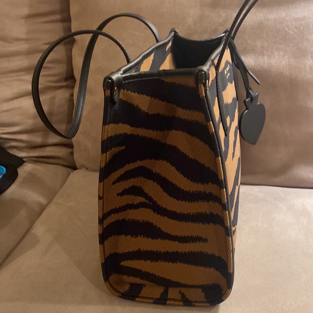 Kate Spade - Picture 4 of 6